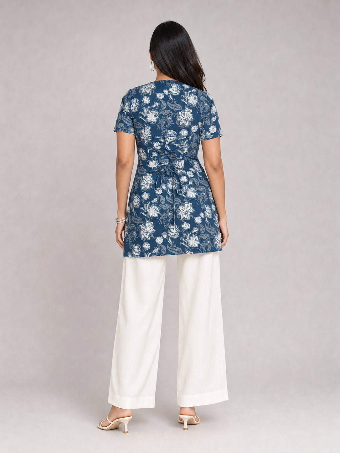Kuhu Short Kurti With Corset Back In Indigo