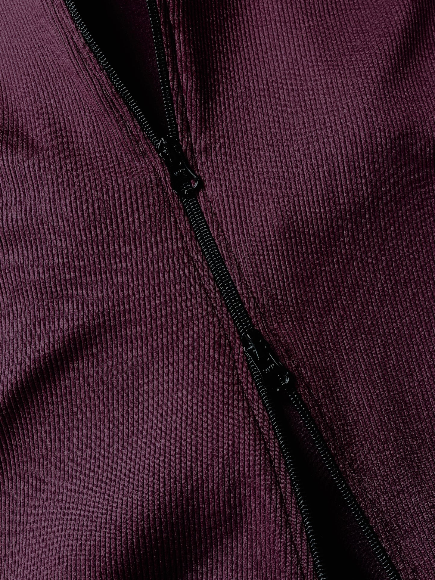 Toby Midi Rib Dress With 2 Way Zipper In Burgundy