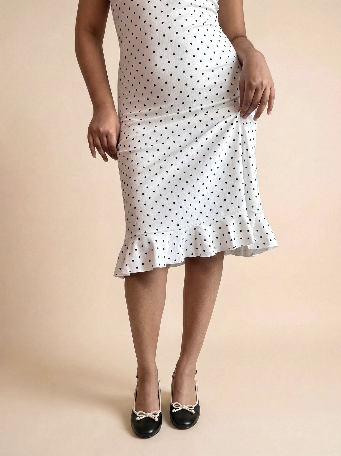 Tara Flounce Midi Dress In White Polka Dots